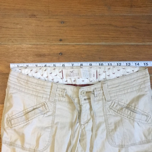 Hollister cropped khakis - Picture 5 of 10